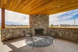 19611 N County Line Rd, Ponder, TX 76259 - Photo 33