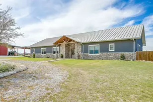 19611 N County Line Rd, Ponder, TX 76259 - Photo 39