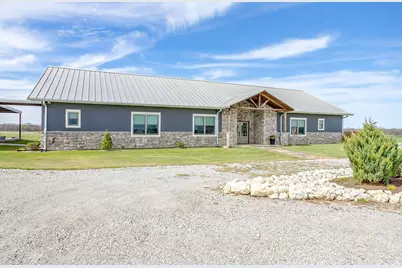 19611 N County Line Road, Ponder, TX 76259 - Photo 11