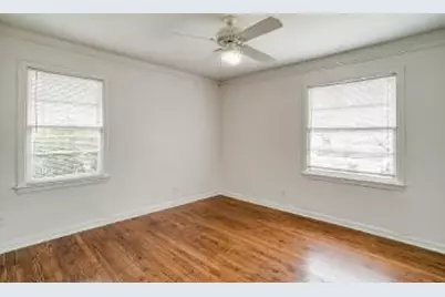 4809 Lowell Lane, Fort Worth, TX 76133 - Photo 11