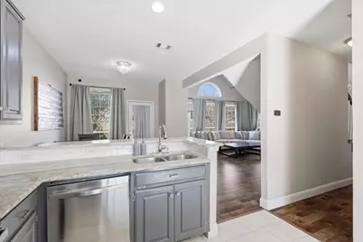 2094 Montclair Lane, Lewisville, TX 75067 - Photo 15