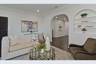 1835 Cedar Crest Boulevard, Dallas, TX 75203 - Photo 5