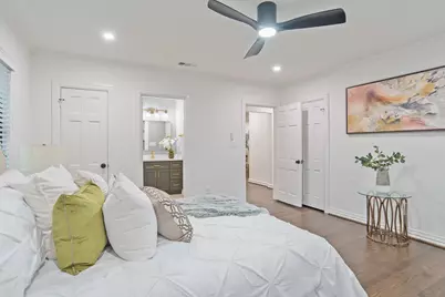 1835 Cedar Crest Boulevard, Dallas, TX 75203 - Photo 15