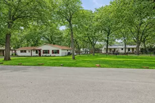 11671 Randle Ln, Fort Worth, TX 76179 - Photo 7