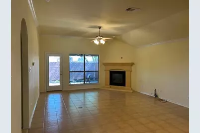 28 Emerald Pond Drive, Frisco, TX 75034 - Photo 5