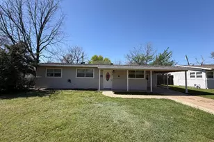 1813 Del Rancho Dr, Irving, TX 75061 - Photo 1