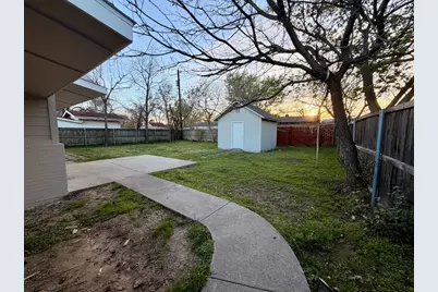 1813 Del Rancho Drive, Irving, TX 75061 - Photo 19