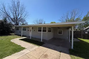 1813 Del Rancho Dr, Irving, TX 75061 - Photo 3