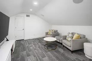 8622 Wingate Dr, Dallas, TX 75209 - Photo 31