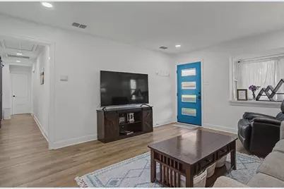 307 S Lindale Lane, Richardson, TX 75080 - Photo 7