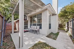 200 Morning Star Ct, Irving, TX 75063 - Photo 27