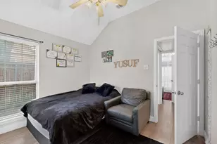 200 Morning Star Ct, Irving, TX 75063 - Photo 15
