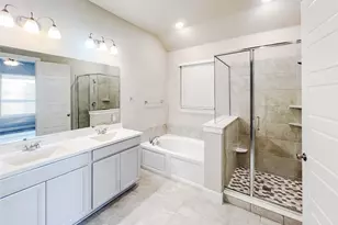 9620 Oxbow Ln, Little Elm, TX 75068 - Photo 13