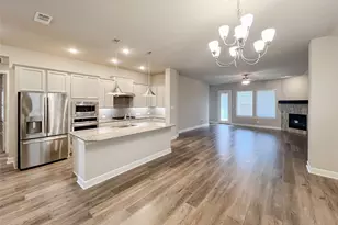 9620 Oxbow Ln, Little Elm, TX 75068 - Photo 7