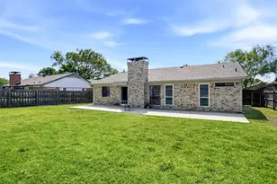 2313 Hollybush Ln, Bedford, TX 76021 - Photo 15