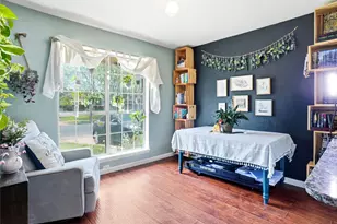 2313 Hollybush Ln, Bedford, TX 76021 - Photo 11