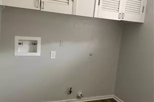 7821 Regency Ln, Fort Worth, TX 76134 - Photo 11