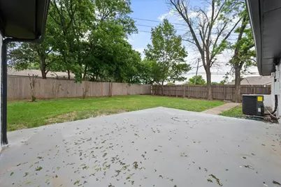 7821 Regency Lane, Fort Worth, TX 76134 - Photo 19