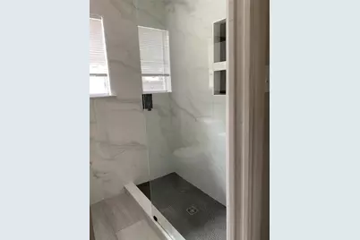 7821 Regency Lane, Fort Worth, TX 76134 - Photo 17