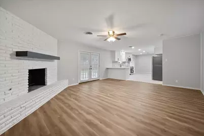 7821 Regency Lane, Fort Worth, TX 76134 - Photo 5