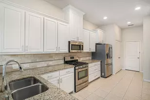 3916 Canton Jade Way, Arlington, TX 76005 - Photo 9