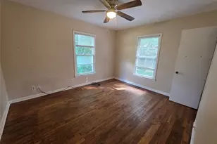 1205 N Anglin St, Cleburne, TX 76031 - Photo 11