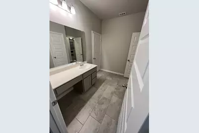 2820 Long Slope Road, Arlington, TX 76001 - Photo 5