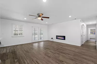 5605 Wales Avenue, Fort Worth, TX 76133 - Photo 11