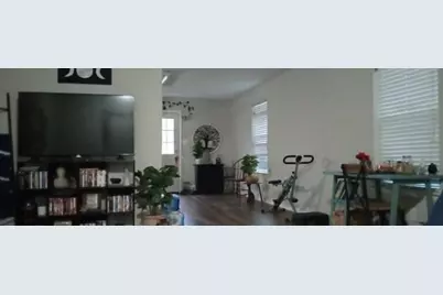 613 N Cherry Street, Aubrey, TX 76227 - Photo 3