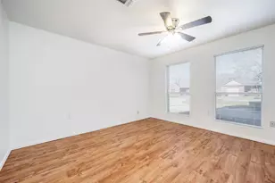 812 Driftwood Dr, Shady Shores, TX 76208 - Photo 9