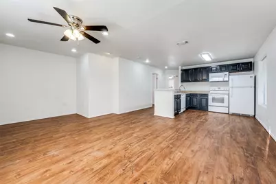 812 Driftwood Drive, Shady Shores, TX 76208 - Photo 5