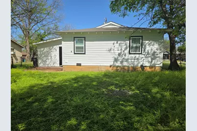 1207 N Anglin Street, Cleburne, TX 76031 - Photo 15