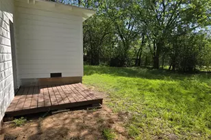 1207 N Anglin St, Cleburne, TX 76031 - Photo 13