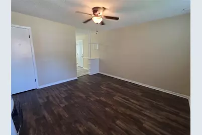 1207 N Anglin Street, Cleburne, TX 76031 - Photo 3