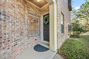 4514 Forestgate Cir, Arlington, TX 76017 - Photo 7