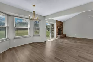 201 Pecan St, Azle, TX 76020 - Photo 11