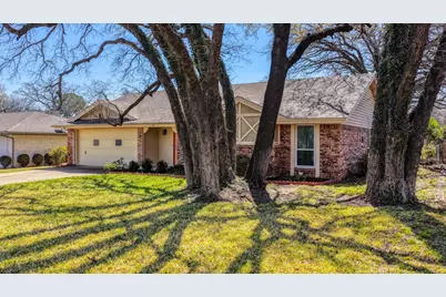 201 Pecan Street, Azle, TX 76020 - Photo 3