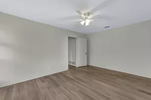 201 Pecan St, Azle, TX 76020 - Photo 17