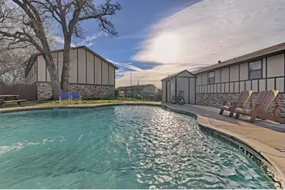 820 Southeast Parkway, Azle, TX 76020 - Photo 9