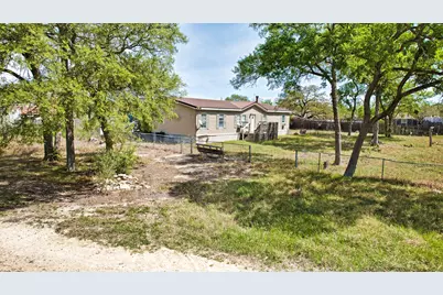 234 Lake View Drive, Cedar Creek, TX 78612 - Photo 7