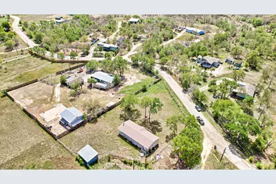 234 Lake View Drive, Cedar Creek, TX 78612 - Photo 13