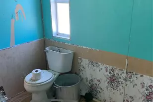 234 Lake View Dr, Cedar Creek, TX 78612 - Photo 33