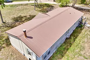 234 Lake View Dr, Cedar Creek, TX 78612 - Photo 11