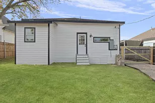 1719 May St, Fort Worth, TX 76110 - Photo 19