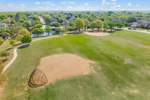 2717 Cobblestone Dr, Grapevine, TX 76051 - Photo 31