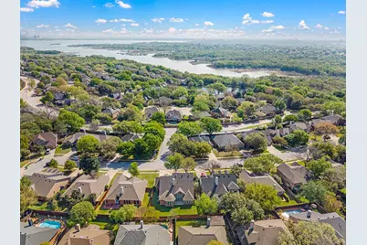 2717 Cobblestone Drive, Grapevine, TX 76051 - Photo 29