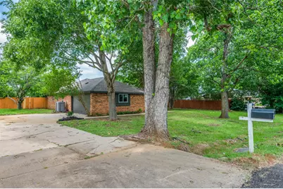 402 Country Meadow Drive, Mansfield, TX 76063 - Photo 23