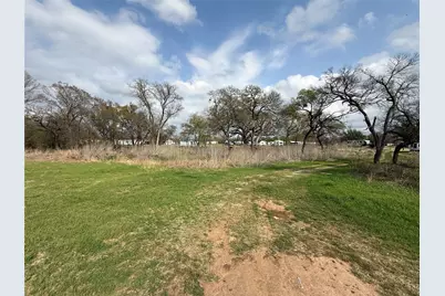 1005 E Yeagua Street, Groesbeck, TX 76642 - Photo 11