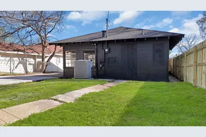 2803 Wilkinson Avenue, Fort Worth, TX 76103 - Photo 33