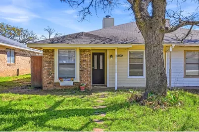 5809 Mansfield Road, Arlington, TX 76017 - Photo 1